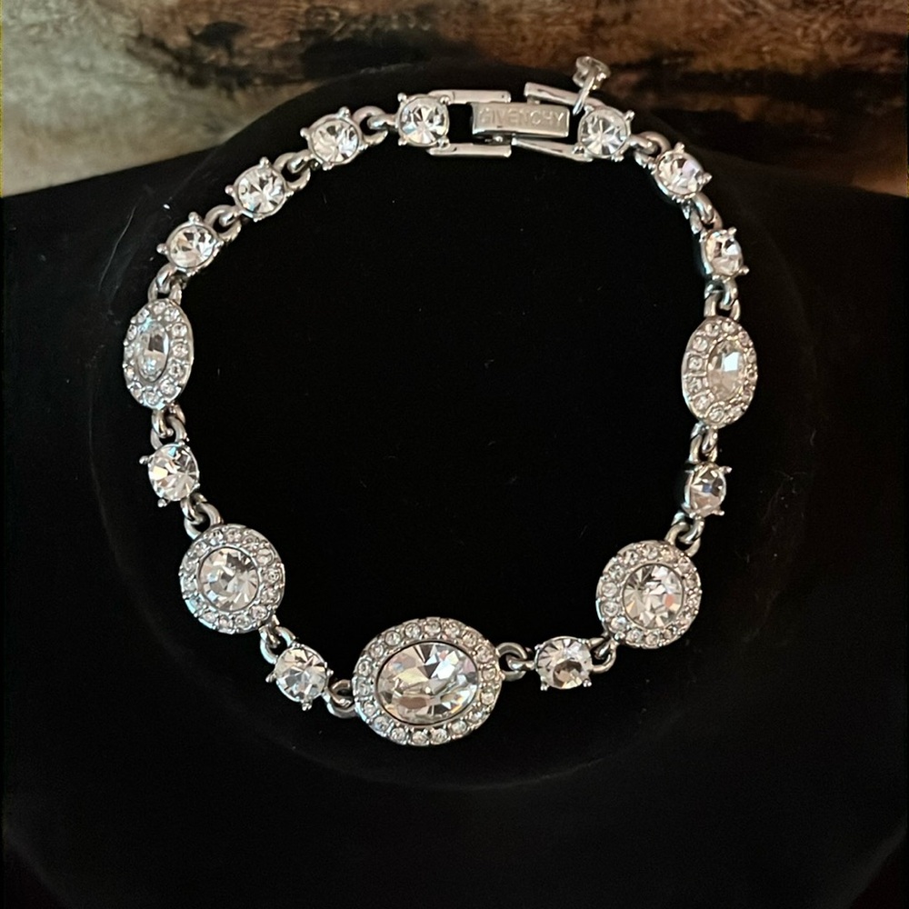 Givenchy Crystal Bracelet Silver Tone Signed Size 6 3/4”